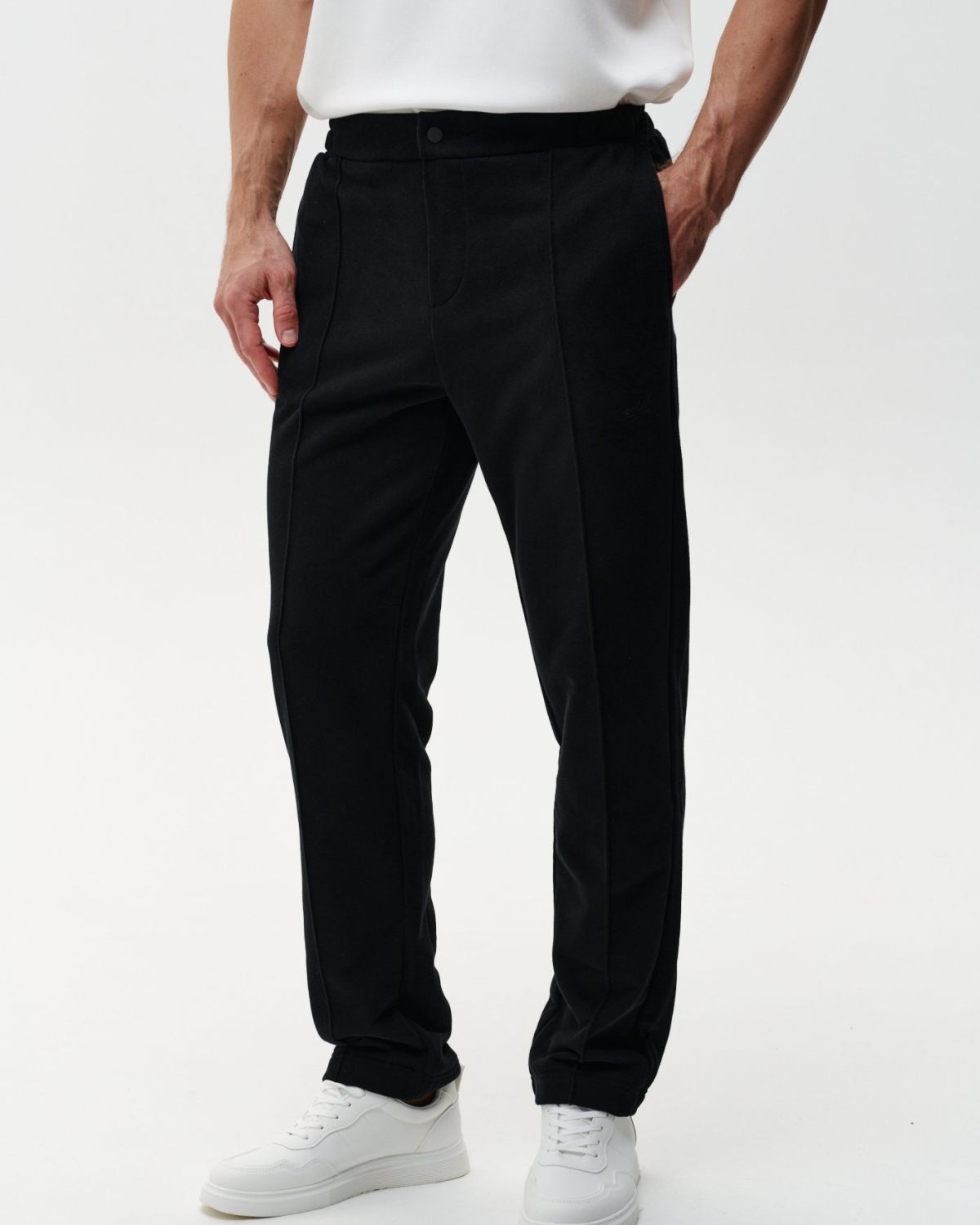 Брюки прямые со стрелками Villains Academy Nikasport, M3VA811-BLK, цвет черный