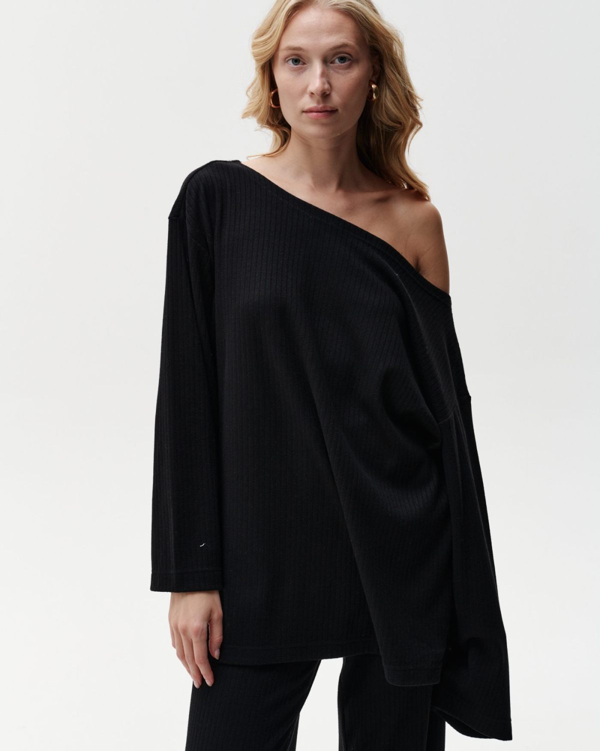 Лонгслив со спущенным плечом Softwear SOBOI, 2W4SW48E1-25BLK71, цвет черный