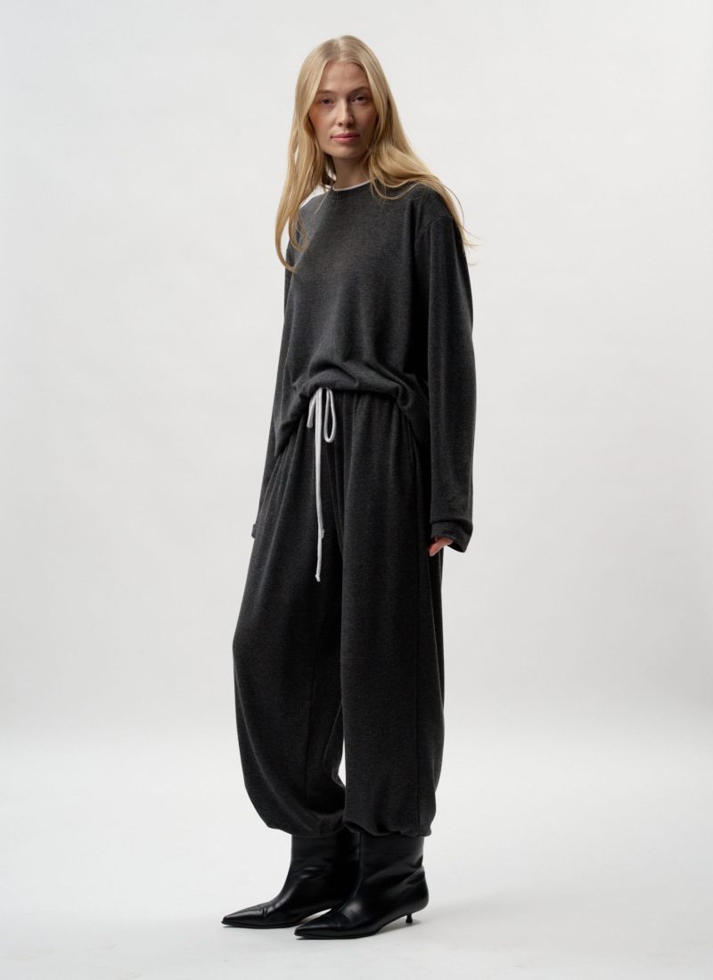 Брюки-джоггеры 