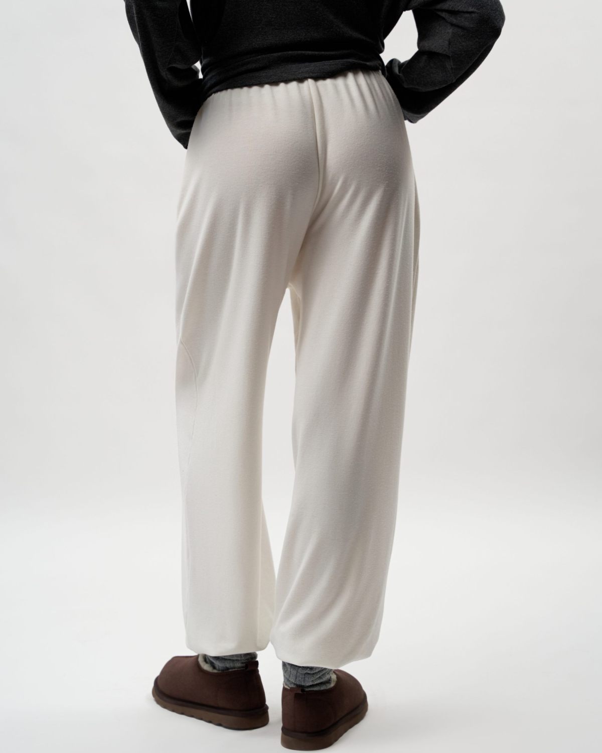 Брюки-джоггеры 