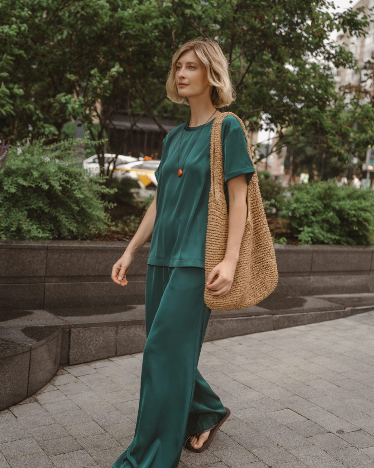 Брюки широкие Gardenika Nikasport, W3GN84-DRK/GRN, цвет зеленый