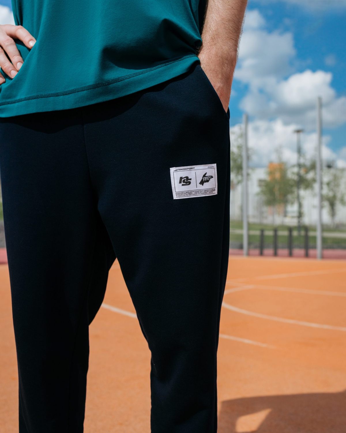 Брюки джоггеры Friziteam Nikasport, FZ54-MT77-DRK/BLU, цвет темно-синий