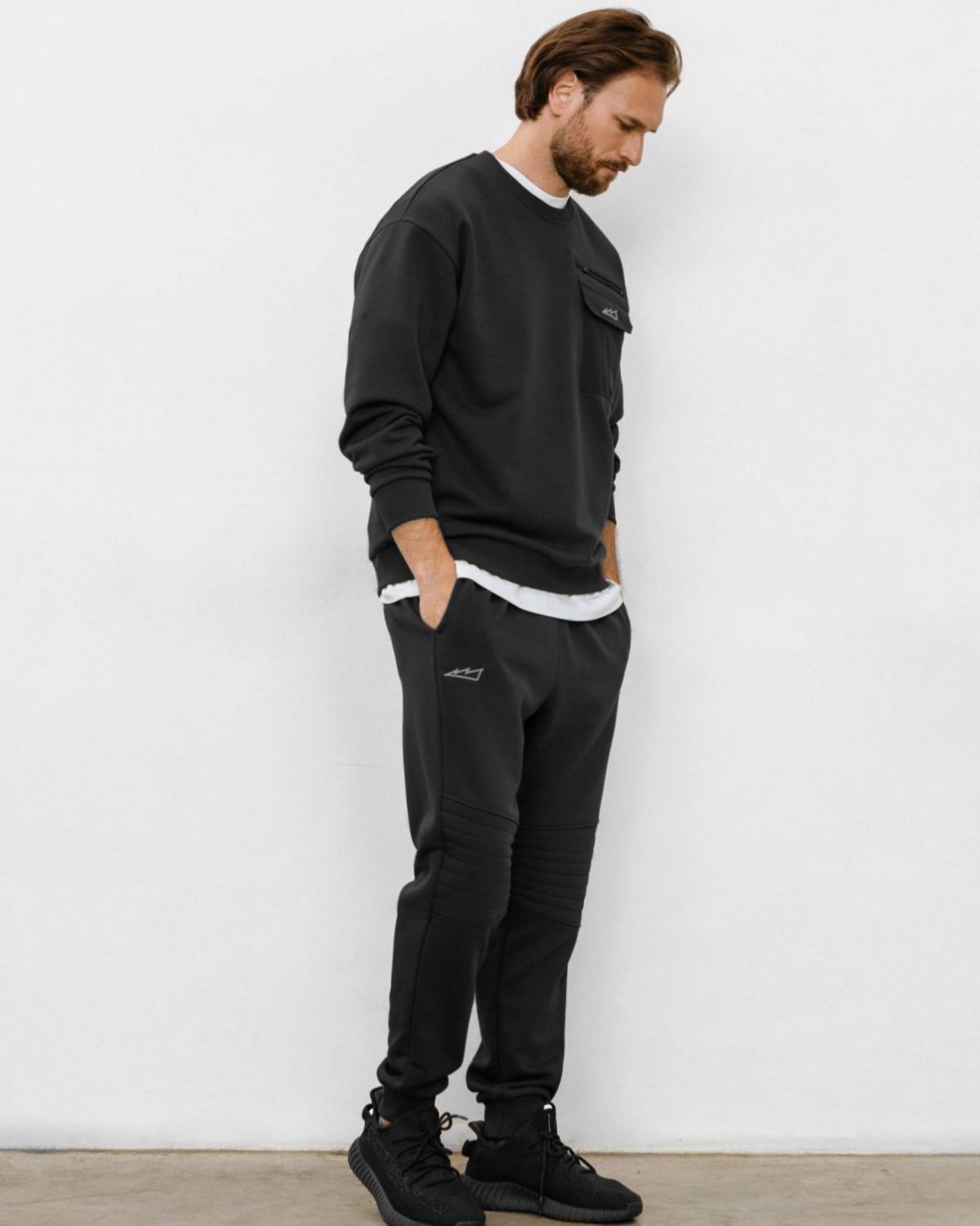 Брюки джоггеры Beige&Grey Nikasport, BG53-M11-DRK/GRY, цвет темно-серый