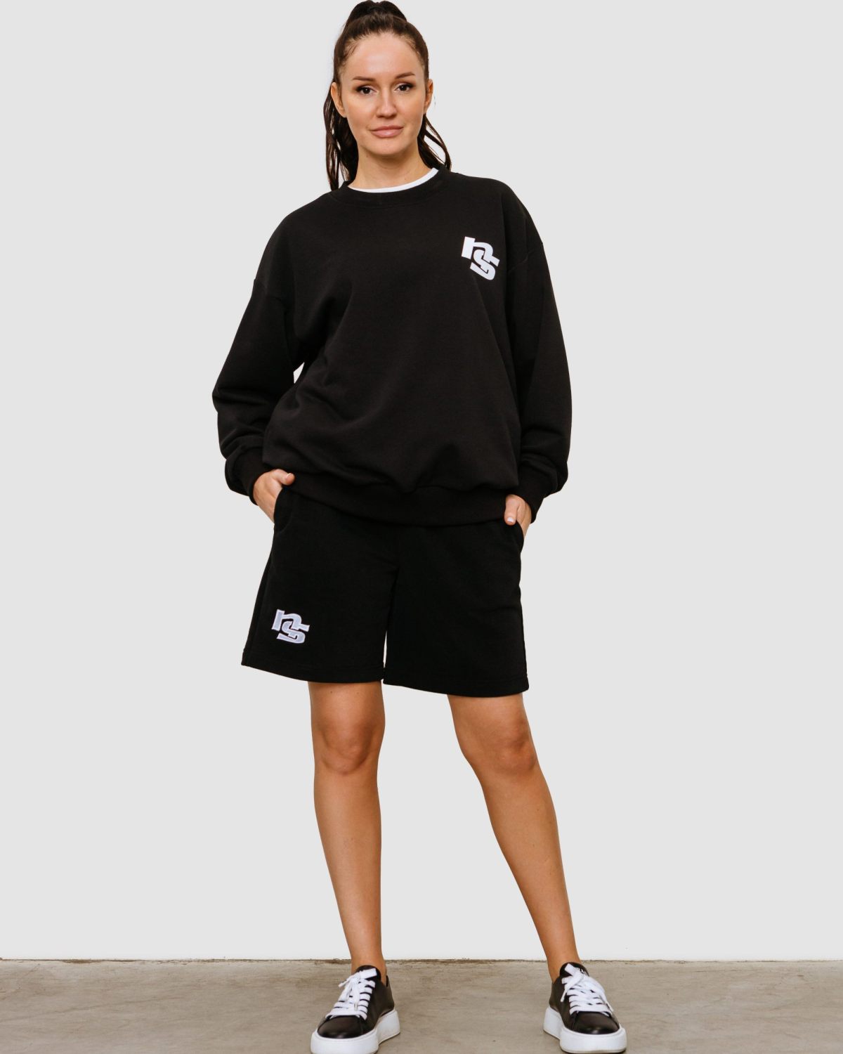 Свитшот Black & White Nikasport, W4BW33-BLK/PR, цвет черный_принт