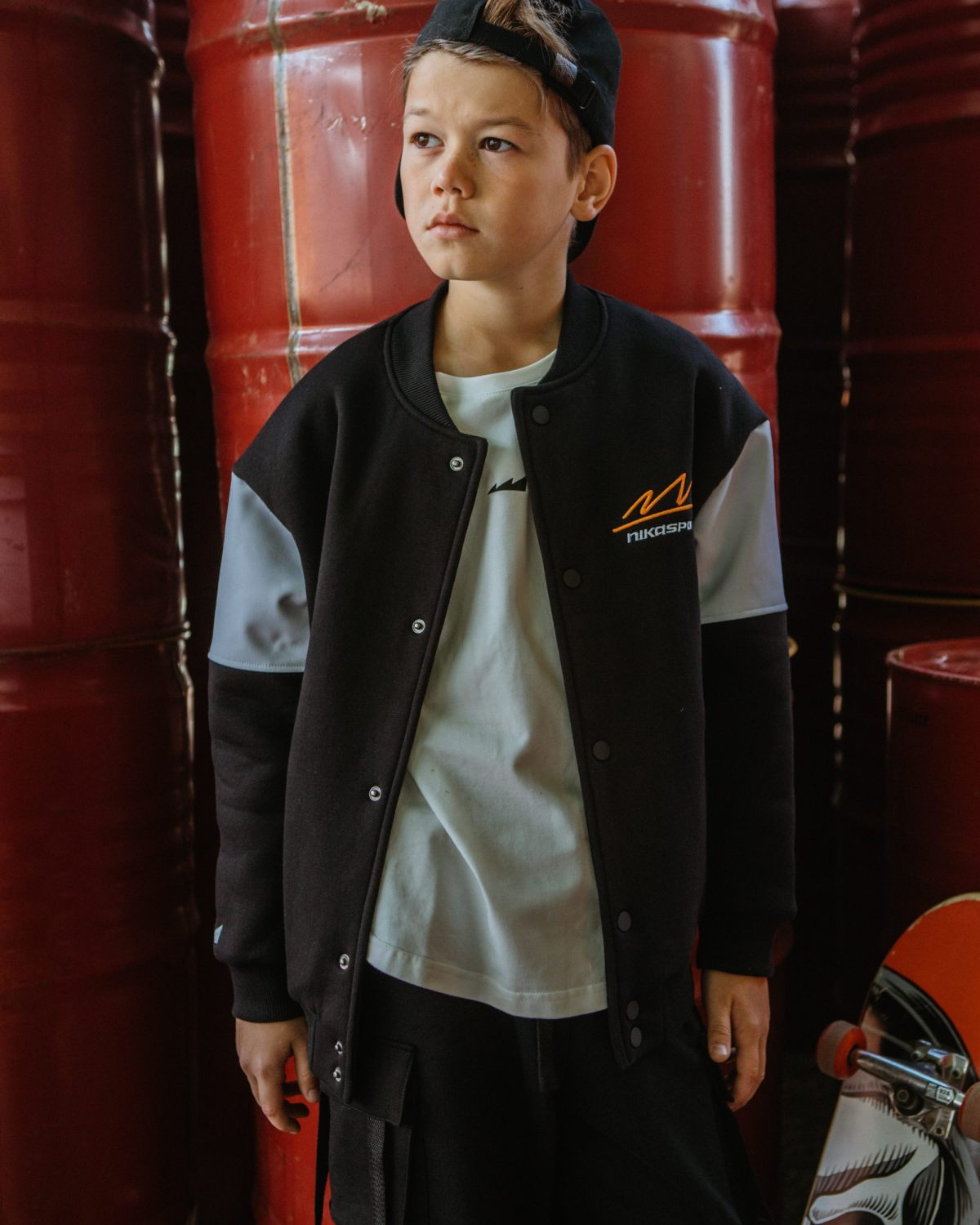 Бомбер из футера на подкладке Smart Boys Gang Nikasport, SBG28-B-BLK/WHT, цвет черный + белый