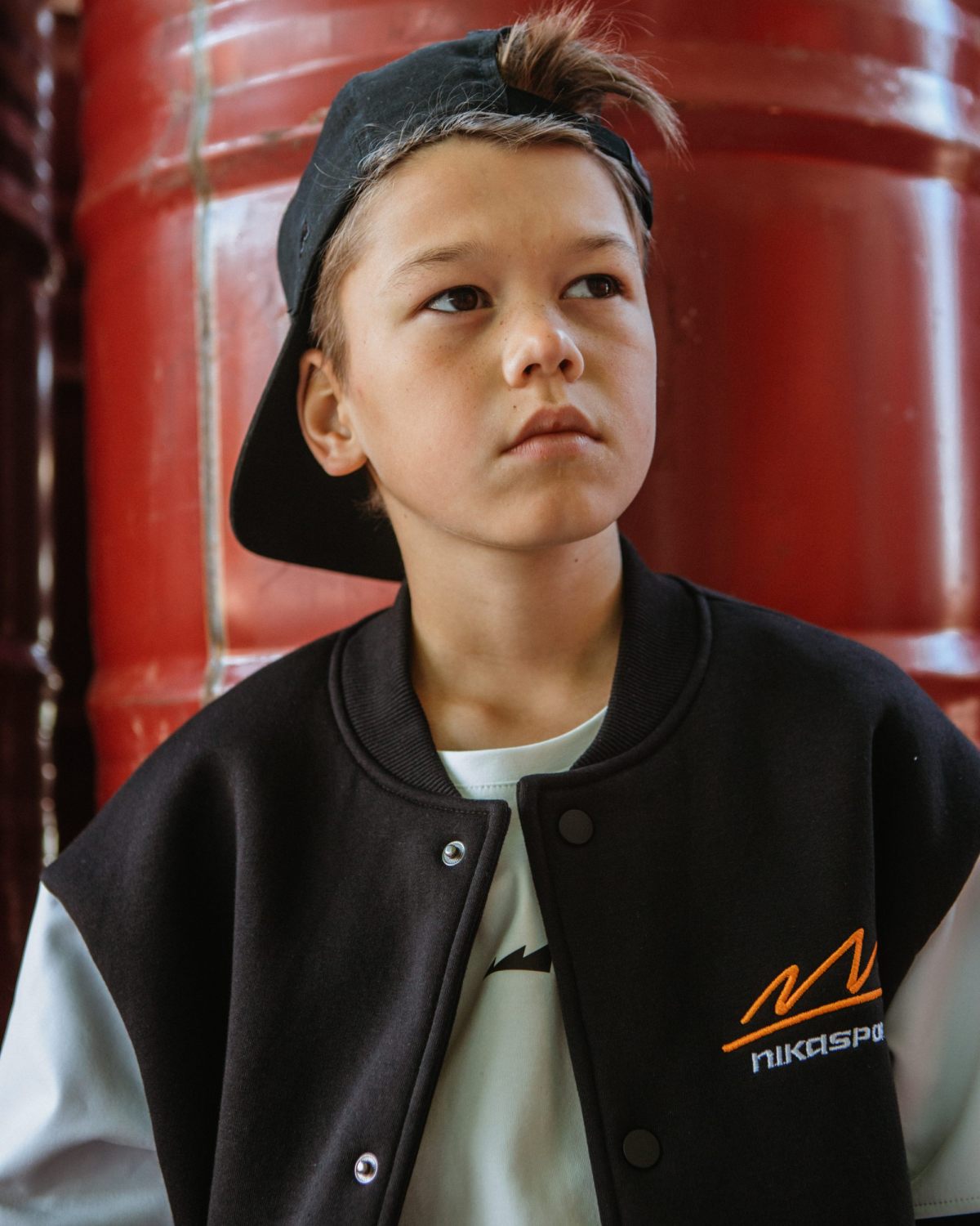 Бомбер из футера на подкладке Smart Boys Gang Nikasport, SBG28-B-BLK/WHT, цвет черный + белый