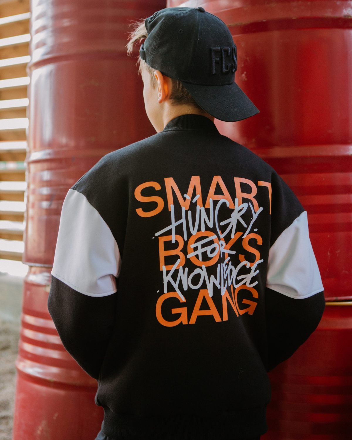 Бомбер из футера на подкладке Smart Boys Gang Nikasport, SBG28-B-BLK/WHT, цвет черный + белый
