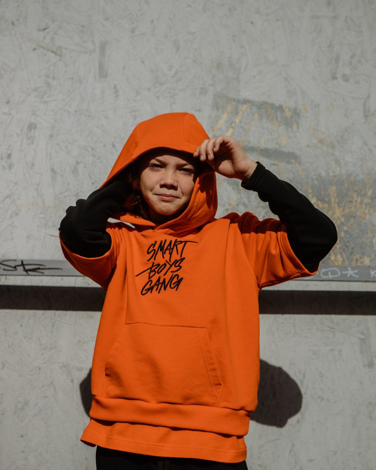 Худи с двойным рукавом Smart Boys Gang Nikasport, SBG29-B-ORG/BLK, цвет оранжевый + черный