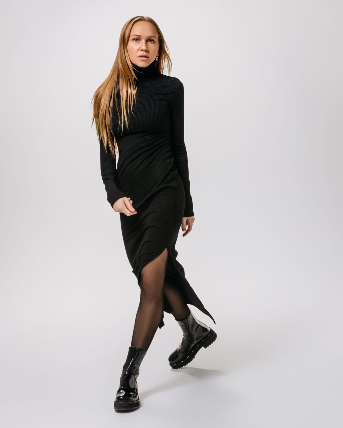 Платье длинное с разрезом Infinity Nikasport, W2INF127-BLK, цвет черный