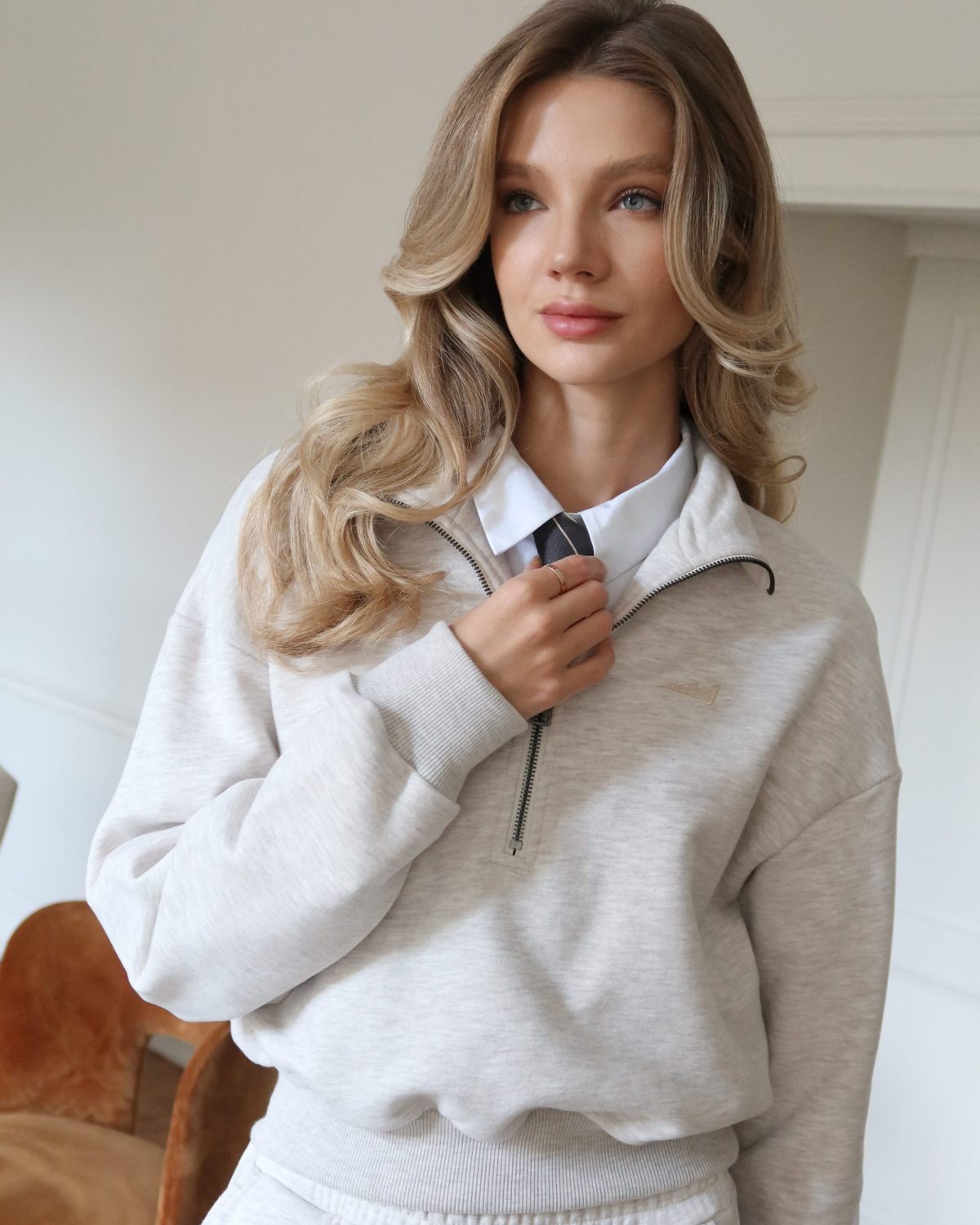 Джемпер с воротником стойкой на молнии  Classic Nikasport, W5CL32-BGE/MLG, цвет бежевый