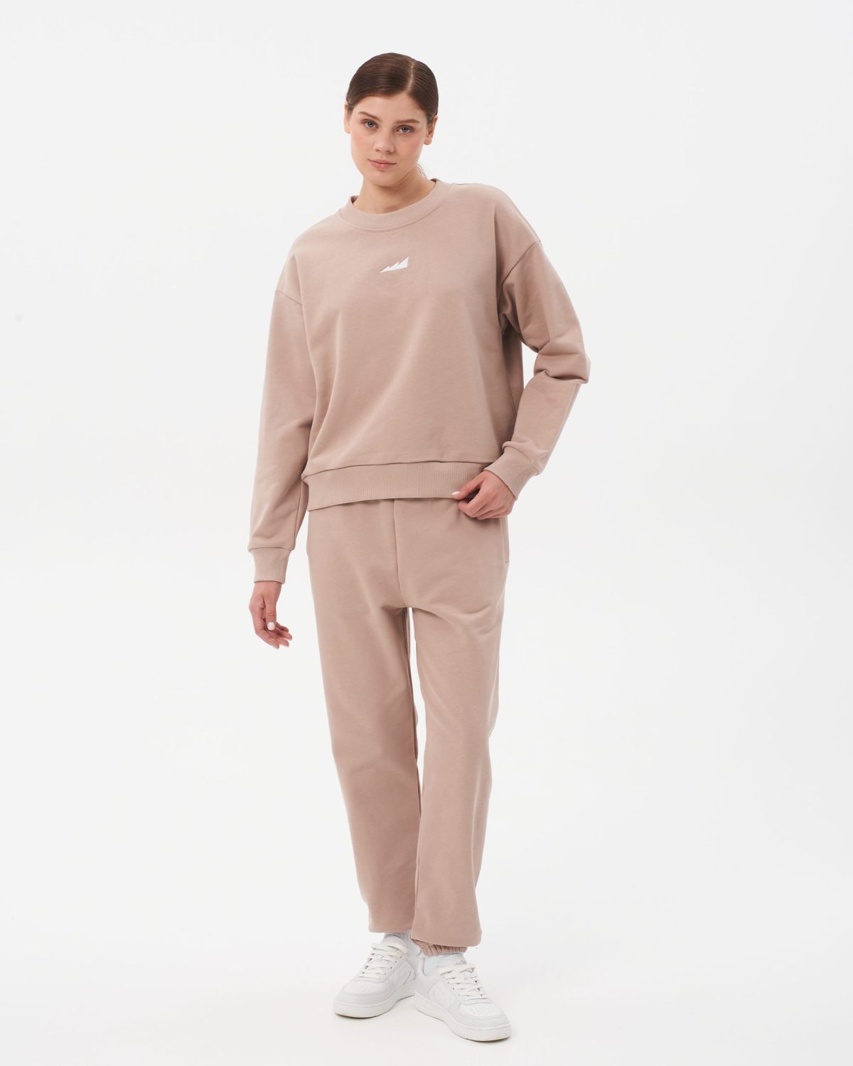 Свитшот Classic Nikasport, W5CL33-BGE/KL, цвет бежевый с контрастным логотипом