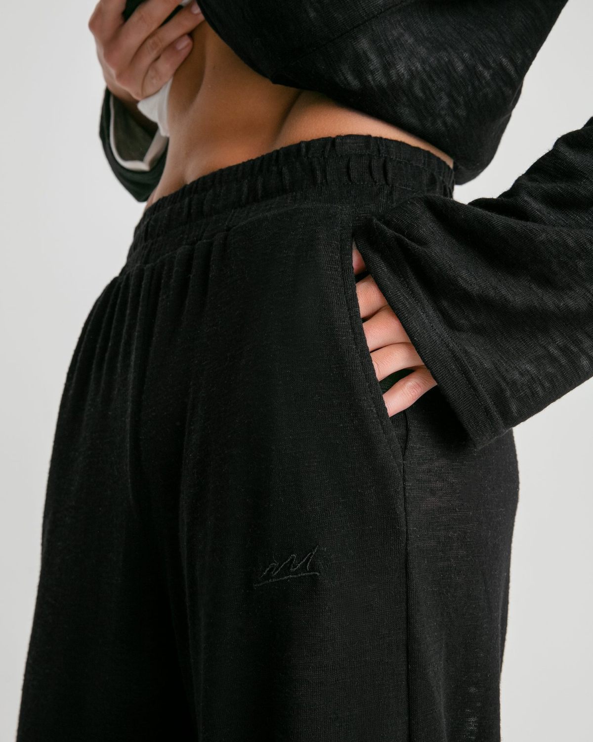 Брюки широкие полупрозрачные Softwear SOBOI, W4SFW811-BLK, цвет черный