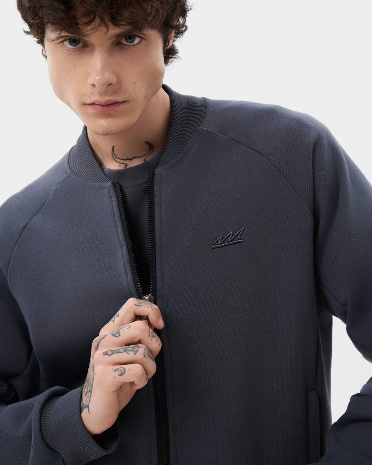 Джемпер на молнии Indigo Nikasport, M3IND31-GPH, цвет графит