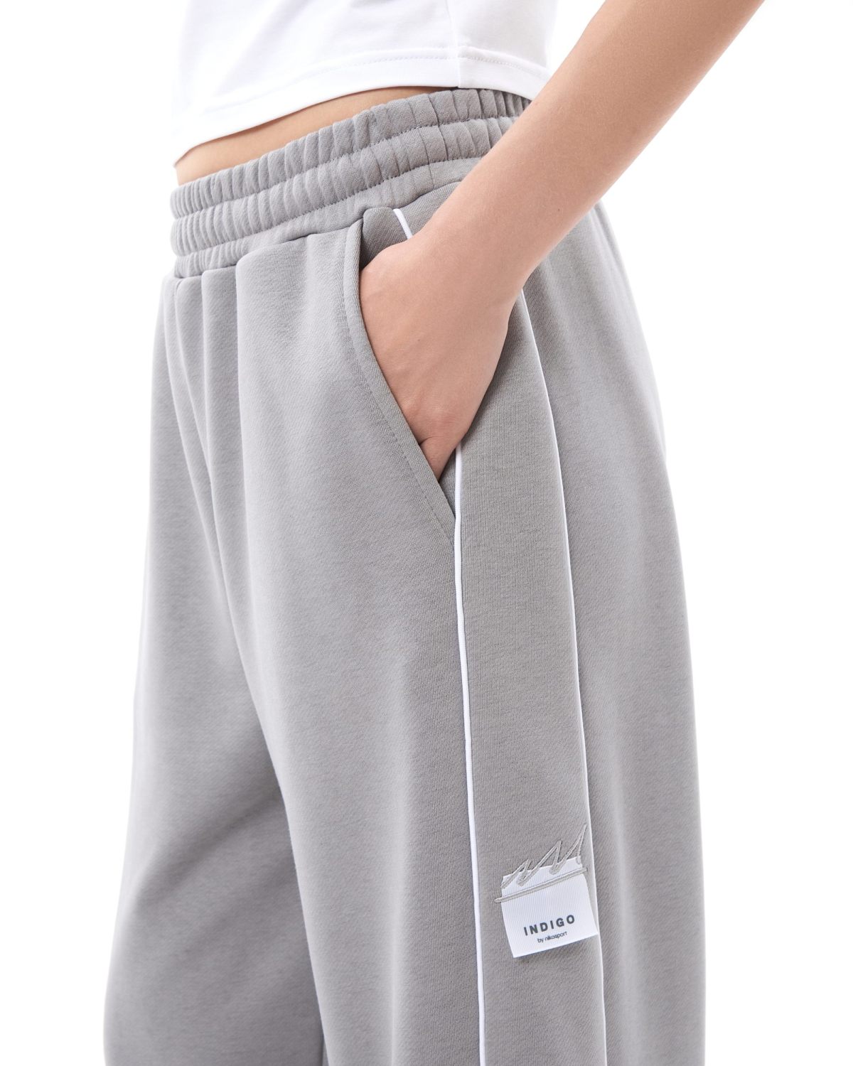 Брюки широкие с контрастными кантами Indigo Nikasport, W3IND84-GRY, цвет серый